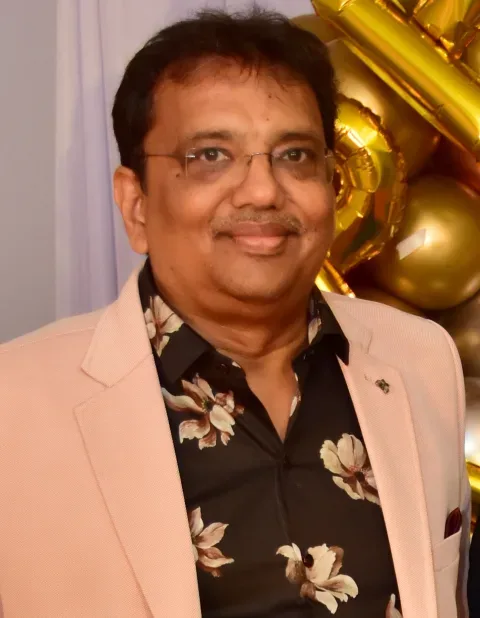 About Rajiv K Poddar